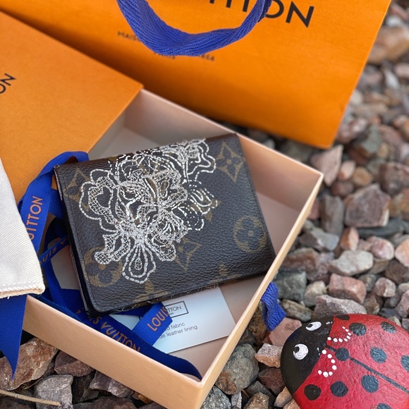 ✅Authentic ✅Louis Vuitton Coin Purse Wallet - Picture 4 of 16